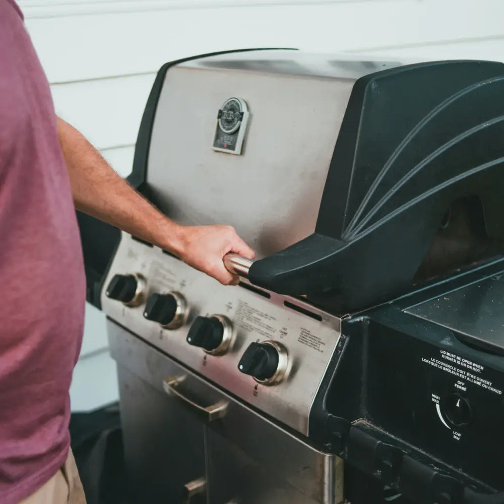 Cuisine d'été et nuisances de voisinage : fumées de barbecue, distance au mur mitoyen, recours du voisin