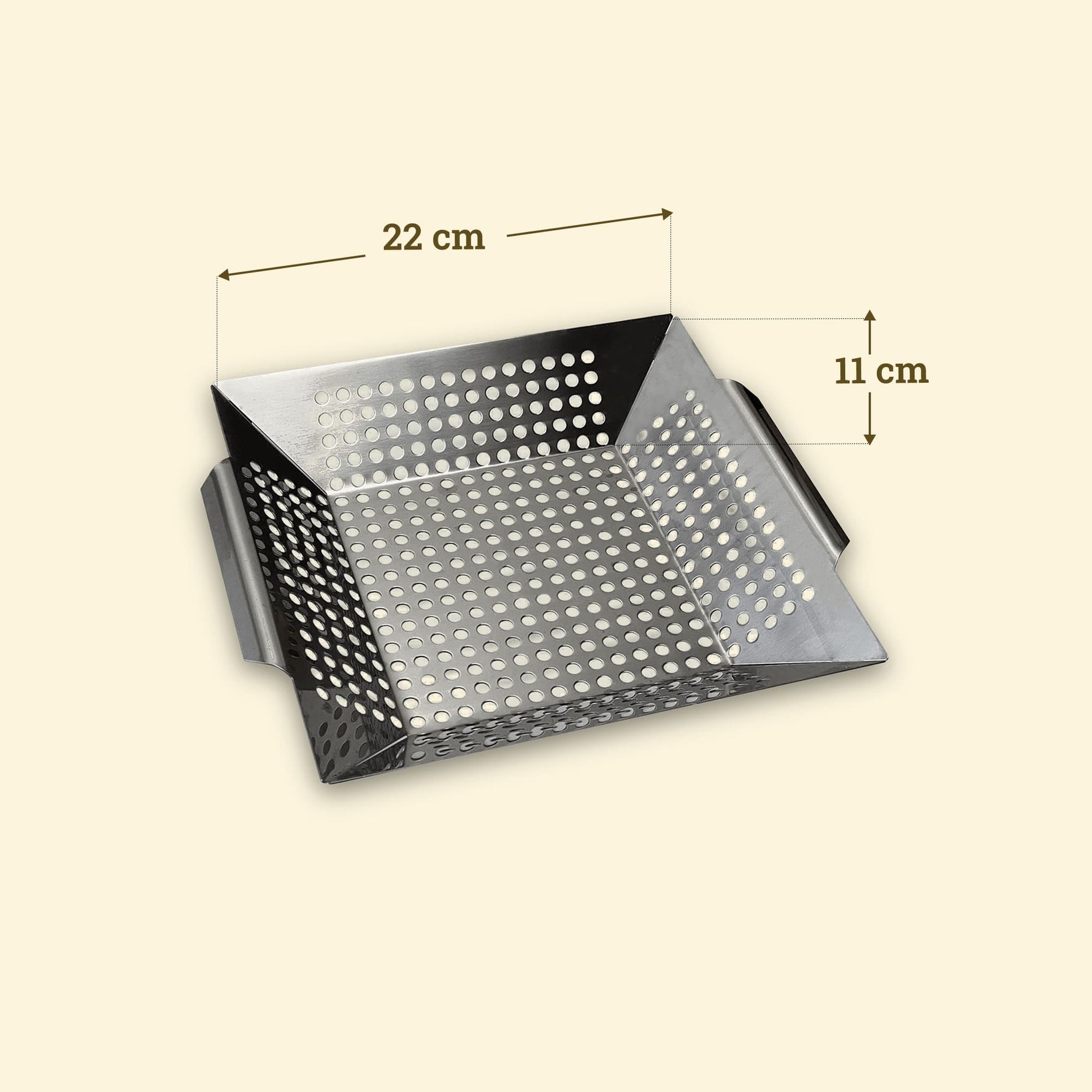 Panier de cuisson perforé en inox, format carré 22 cm avec rebords de 11 cm et poignées latérales.