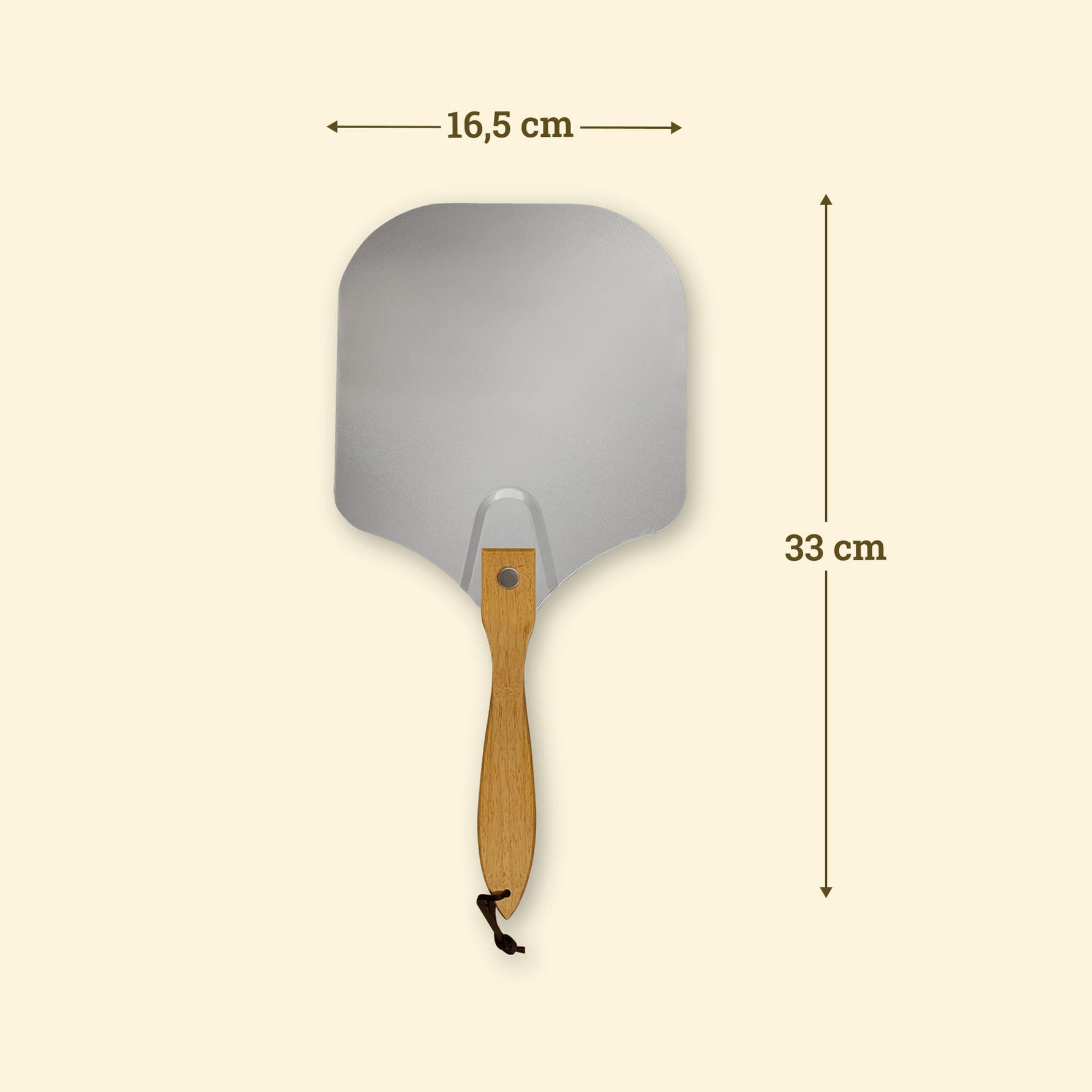 Pelle à pizza classique de 33 cm avec tête en aluminium de 16,5 cm et manche en bois avec lacet.